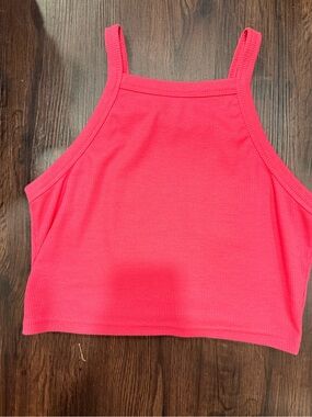Women's Hot Pink Ribbed Cropped Tank Top